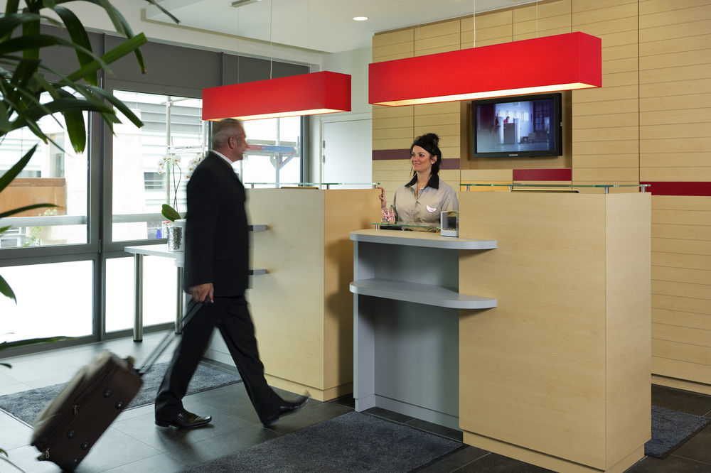 Ibis Esch Belval Hotel Екстериор снимка