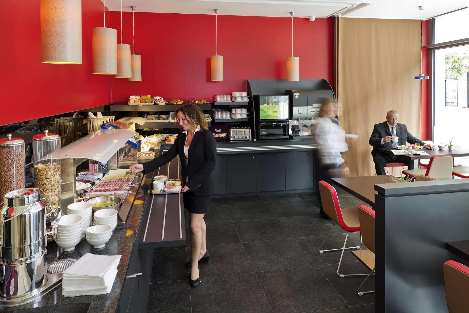 Ibis Esch Belval Hotel Екстериор снимка