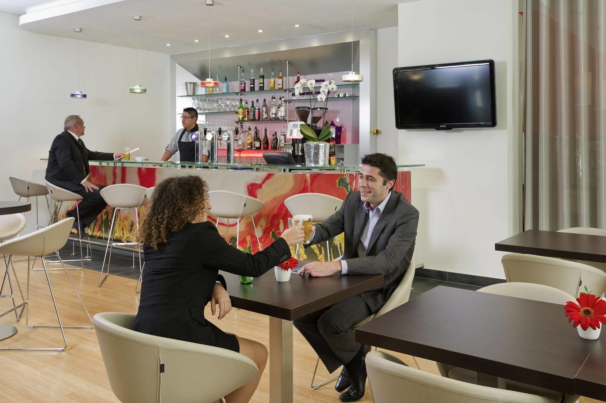Ibis Esch Belval Hotel Екстериор снимка